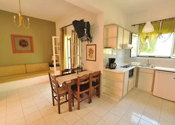 Elena Corfu 3* Ахарави